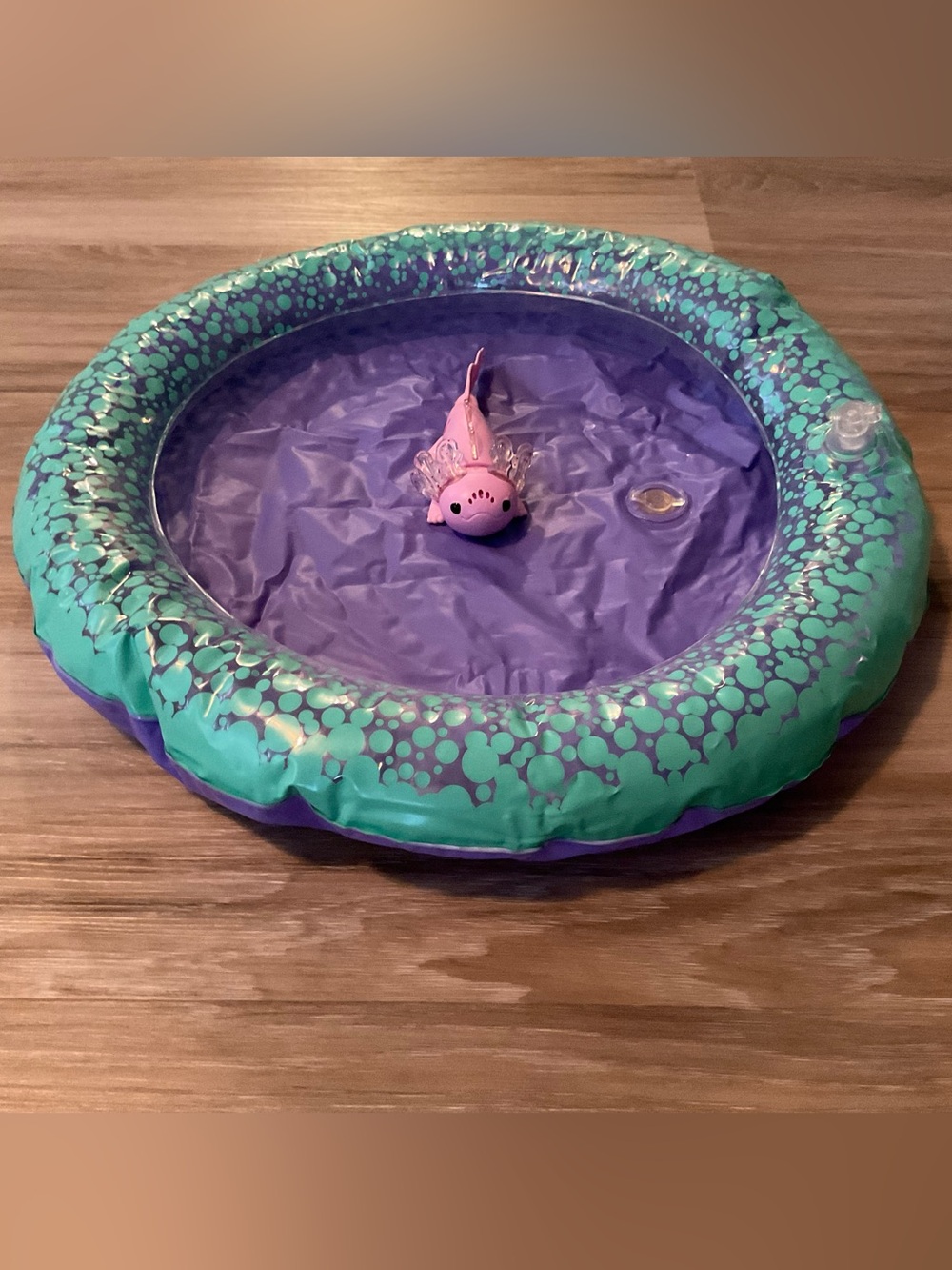Pets alive | Inflatable Purple & Teal Splash Pool with Pink Axolotl toy